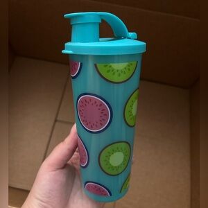 Tupperware 16oz Fruit Print Cup with Flip-Top Lid